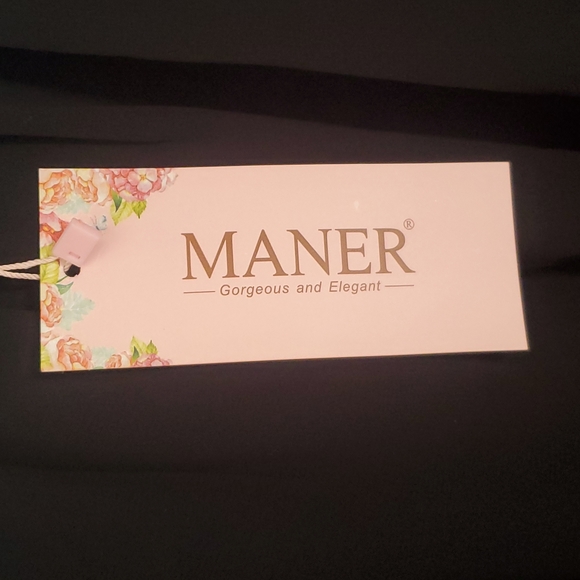 Top - Picture 4 of 9